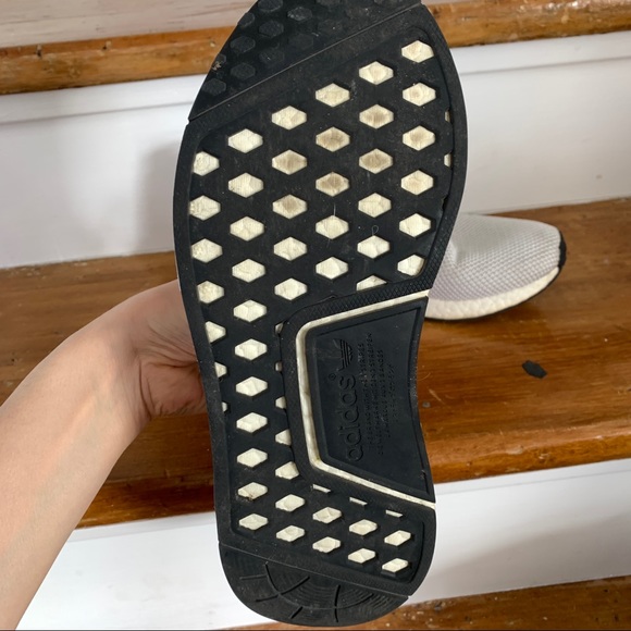 Men’s Adidas NMD_R1 White w/Navy size 9.5 - Picture 3 of 6